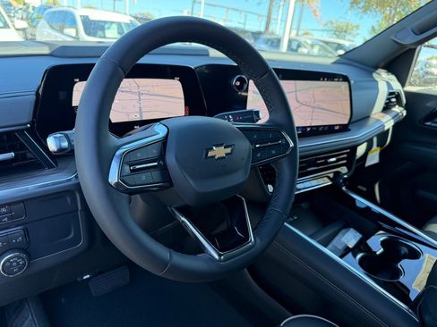 New 2026 Chevrolet Suburban Premier image 35