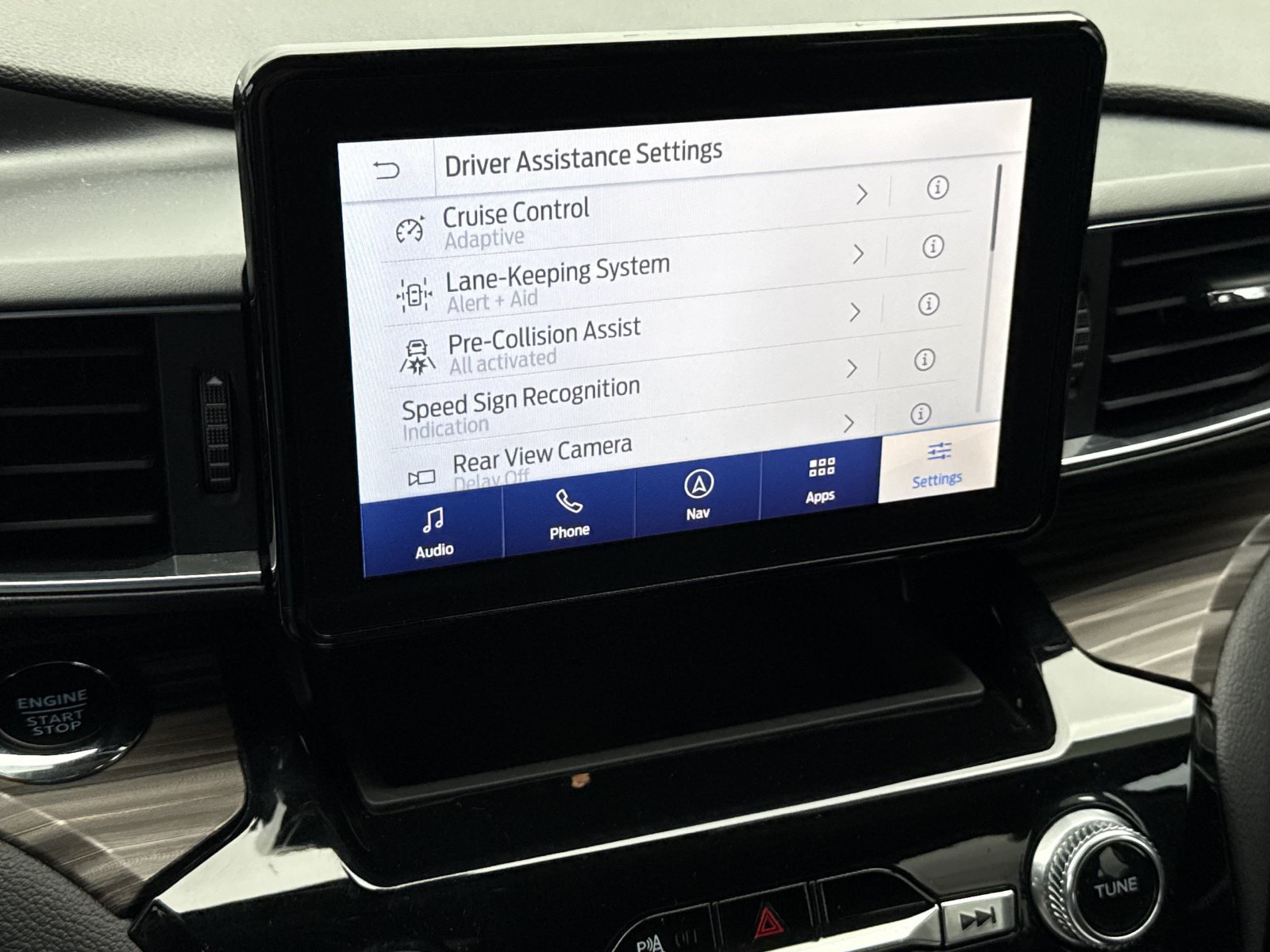 Used 2024 Ford Explorer Limited RWD image 28