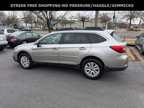 Used 2016 Subaru Outback 2.5i Premium image 6