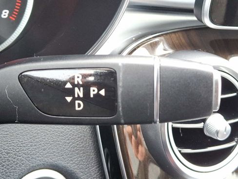 Used 2018 Mercedes-Benz C 300 4MATIC Sedan image 15