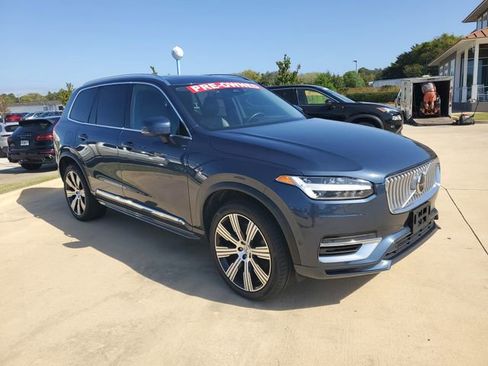 Used 2024 Volvo XC90 T8 Ultimate w/ Protection Package Premier AWD/4WD image 7