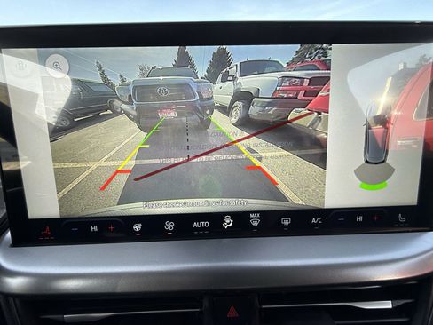 New 2025 Ford Escape SE w/ Class II Trailer Tow Package image 26