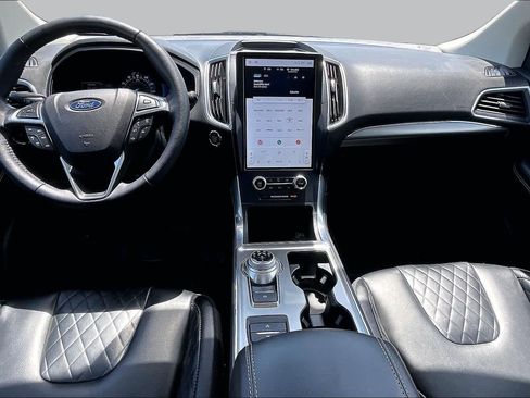 Used 2023 Ford Edge Titanium AWD/4WD image 16