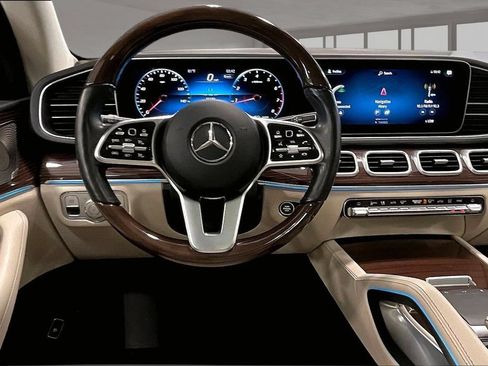 Used 2022 Mercedes-Benz GLE 450 4MATIC image 9
