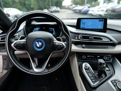 Used 2015 BMW i8 image 19