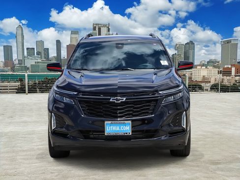 Used 2024 Chevrolet Equinox Premier FWD image 2