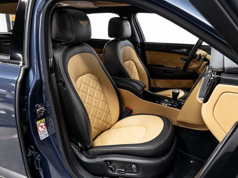 Used 2016 Bentley Mulsanne Speed image 21