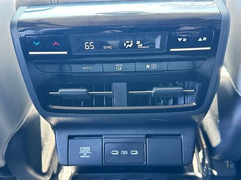 Used 2025 Acura MDX w/ Technology Package AWD/4WD image 29