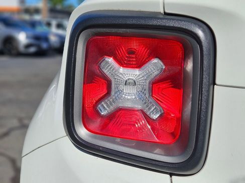 Used 2021 Jeep Renegade Limited w/ Sun & Sound Group image 9