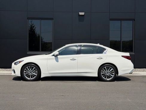 Used 2022 INFINITI Q50 Luxe w/ Cargo Package AWD/4WD image 5