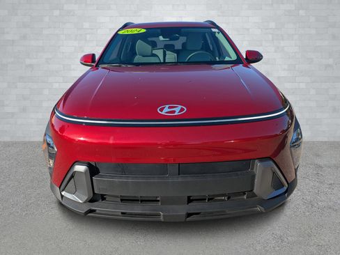 Used 2024 Hyundai Kona SEL image 3