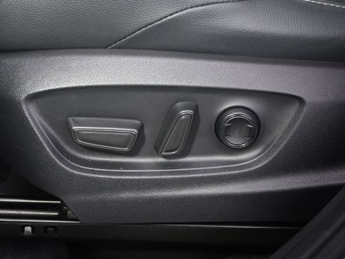 Used 2023 Subaru Solterra AWD image 14