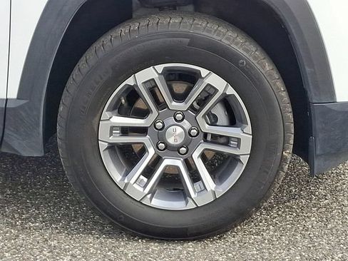 Used 2025 GMC Terrain Elevation AWD/4WD image 27