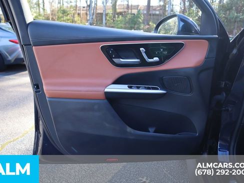 Used 2024 Mercedes-Benz GLC 300 GLC 300 Coupe image 14