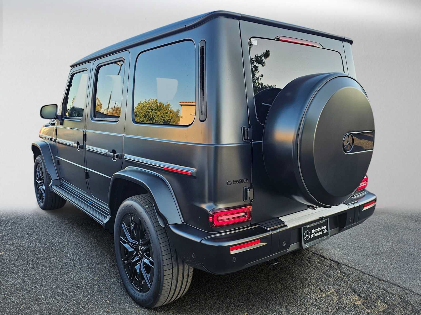 New 2027 Mercedes-Benz G 580 e image 5