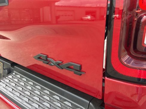 New 2026 RAM 2500 Big Horn AWD/4WD image 34