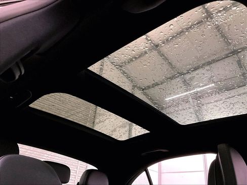 Used 2022 Mercedes-Benz C 300 4MATIC Sedan image 21