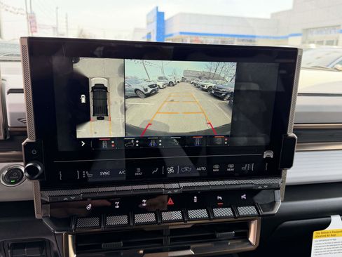 Certified 2024 GMC Hummer EV 2X w/ Extreme Off-Road Package AWD/4WD image 22