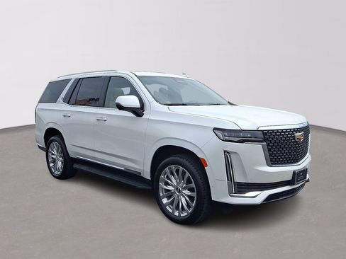 Certified 2023 Cadillac Escalade Premium Luxury image 3