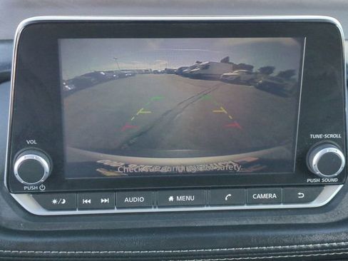 Used 2023 Nissan Rogue SV AWD/4WD image 17