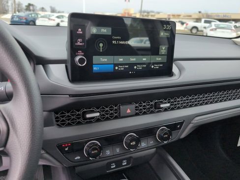 New 2026 Honda Accord SE image 14