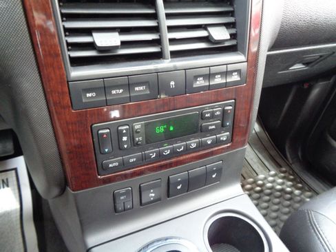 Used 2008 Ford Explorer Limited AWD/4WD image 33