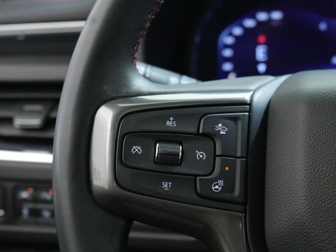 Used 2024 Chevrolet Suburban RST w/ Luxury Package image 13