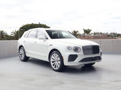 New 2026 Bentley Bentayga AWD/4WD image 5