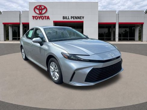 New 2026 Toyota Camry LE FWD image 7