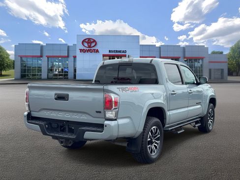Used 2020 Toyota Tacoma TRD Sport w/ Technology Package AWD/4WD image 6