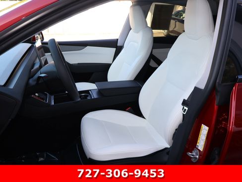 Used 2026 Tesla Model Y image 2