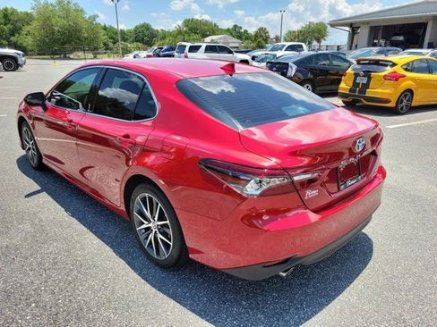 Used 2024 Toyota Camry XLE FWD image 12