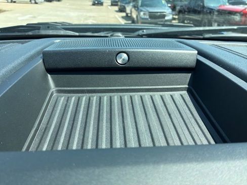 Used 2019 Ford F150 Raptor w/ Equipment Group 802A Luxury AWD/4WD image 43