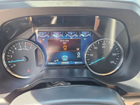 Used 2024 Ford Expedition Max XLT image 19