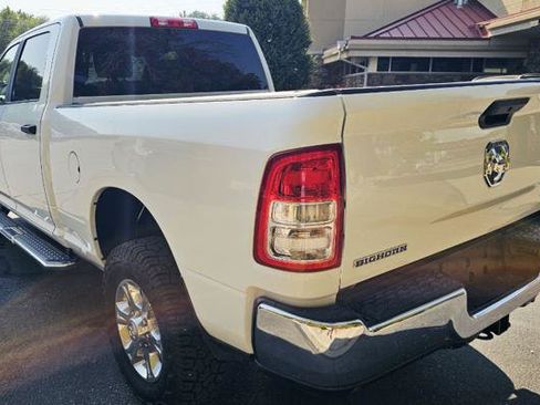 Used 2024 RAM 2500 Big Horn w/ Off Road Package AWD/4WD image 7