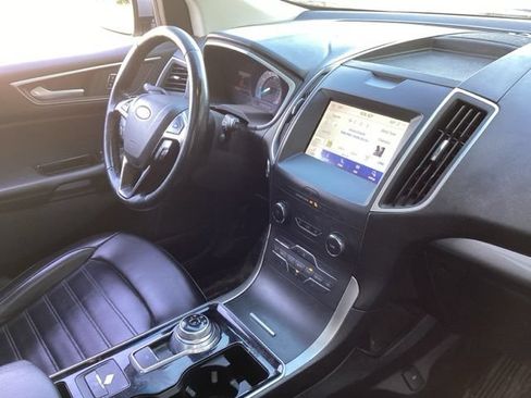 Used 2020 Ford Edge SEL w/ Convenience Package AWD/4WD image 22