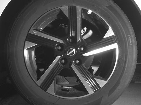 Used 2025 Nissan Sentra SV FWD image 14