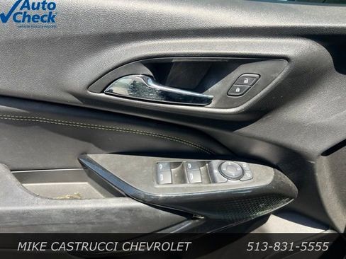 Used 2025 Chevrolet Trax ACTIV w/ Sunroof Package FWD image 8