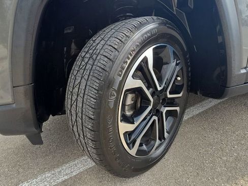 Used 2022 Jeep Compass Limited image 31