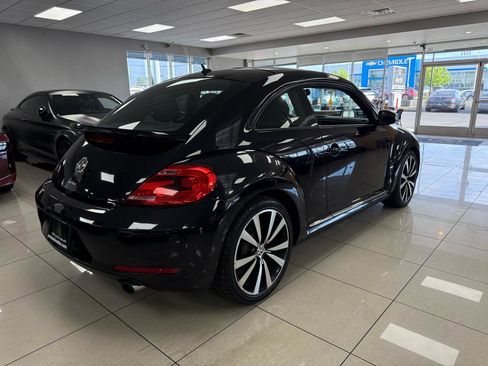 Used 2012 Volkswagen Beetle 2.0T image 2