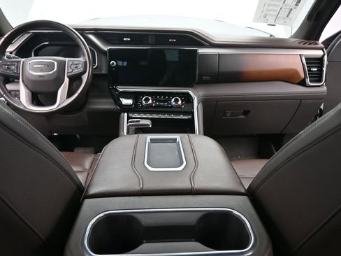 Used 2022 GMC Sierra 1500 Denali w/ Denali Reserve Package image 24