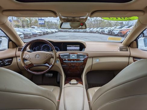 Used 2013 Mercedes-Benz CL 550 4MATIC image 42