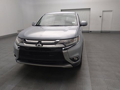 Used 2017 Mitsubishi Outlander SE image 15
