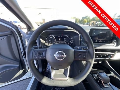 Certified 2025 Nissan Rogue S image 14