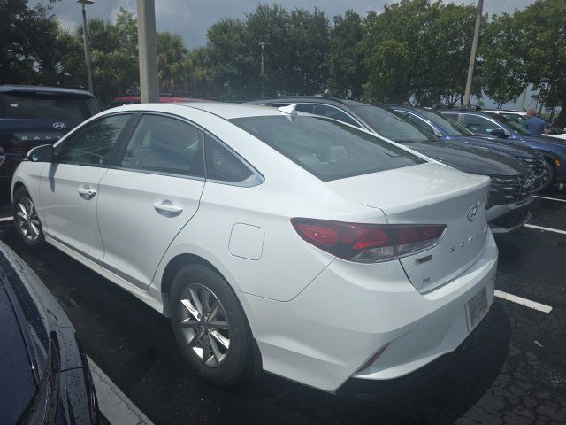 Used 2018 Hyundai Sonata SE FWD image 3