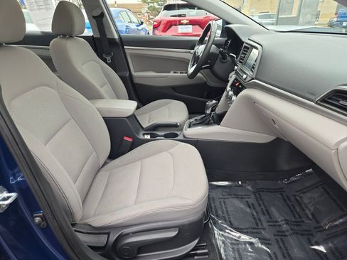 Used 2020 Hyundai Elantra Value Edition image 6