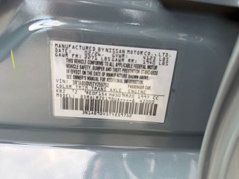 New 2026 Nissan Sentra SR w/ Floor Mat Package FWD image 17