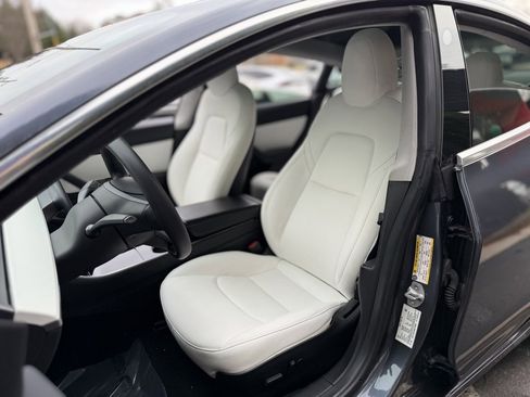 Used 2020 Tesla Model 3 Long Range image 26