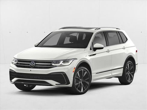 Used 2024 Volkswagen Tiguan S image 1