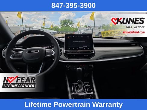 Used 2025 Jeep Compass Limited AWD/4WD image 13
